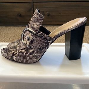 Michael Kors sandals Size 9.5